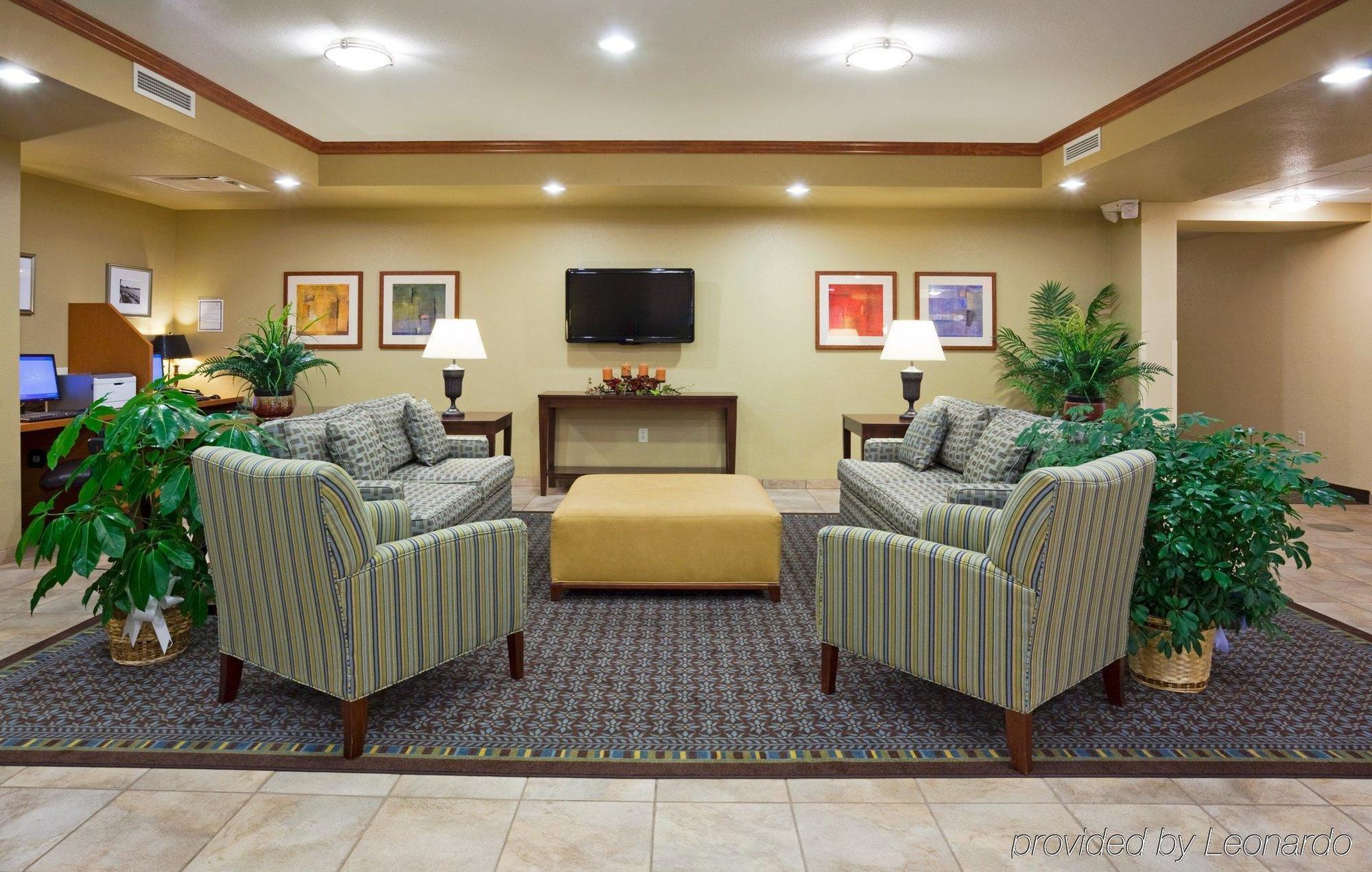Candlewood Suites La Crosse By Ihg Интериор снимка